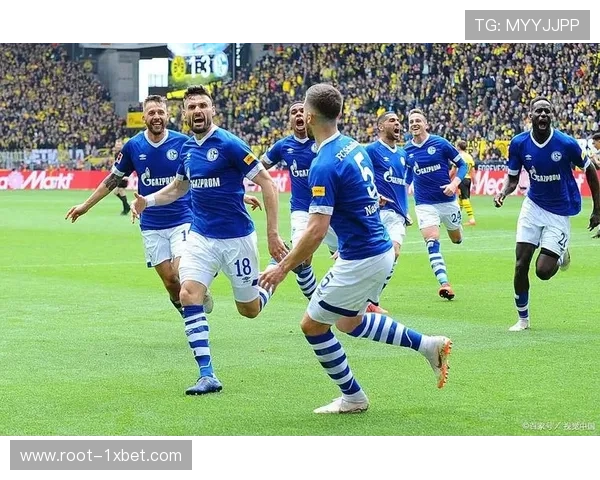 塞萨洛尼基客场防守顽强 门将特斯菲斯多次关键扑救